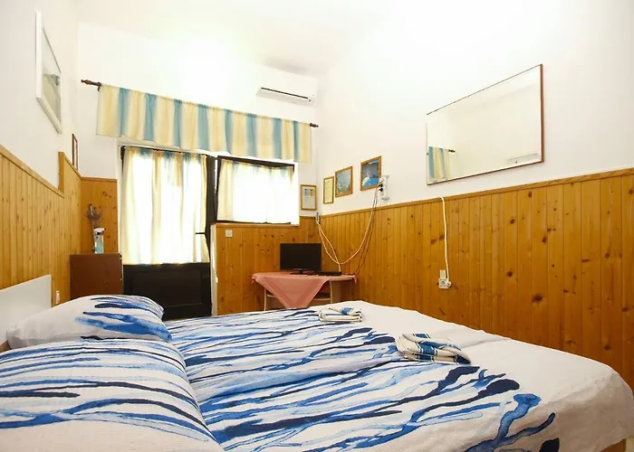 Stojan 320 *
