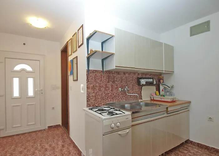 Stojan 320 * Ližnjan