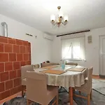 Stojan 320