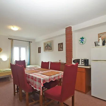Apartment Stojan 320